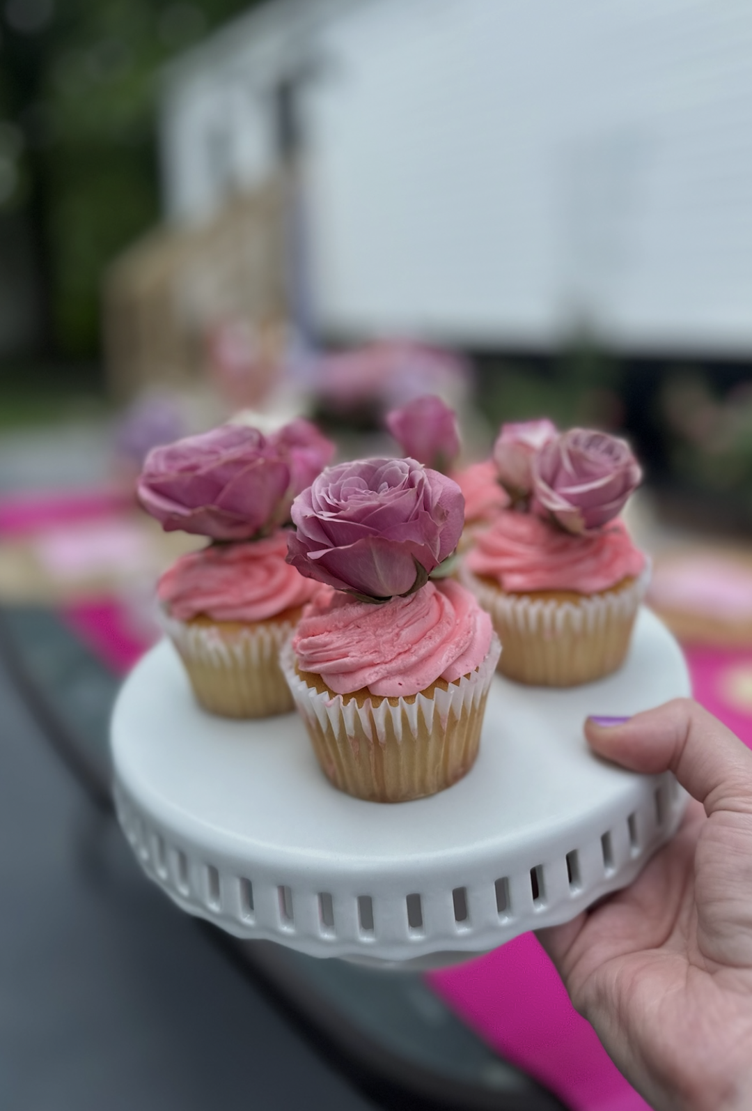 rose cupcakes